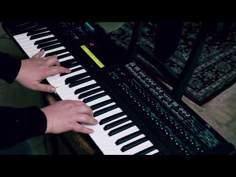 DX7 II relaxing in the studio