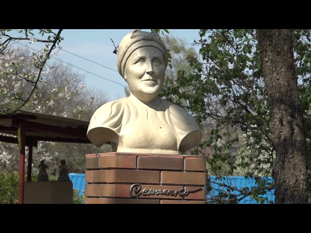 Вас гостинно вітає Меморіальний музей-садиба гончарки Олександри Селюченко!