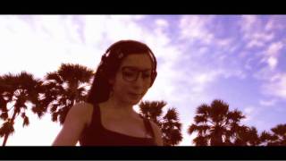 Download lagu DJ KANOM On The Beach mp3 Download lagu DJ KANOM On The Beach mp3