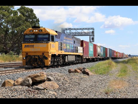 NR84 "Real Trains not Road Trains" - 4SM2 Freight Train to Melbourne - Craigieburn VIC - 17/12/2020