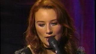 Tori Amos 1,000 Oceans (live) plus interview