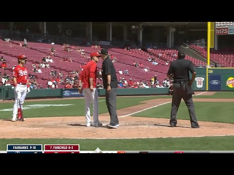 Reds Manager Ejected Before Intense Exchange With Umpire 🫣!!!!
