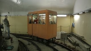 Het ontwerp van de transformer van de Ascensore Montegalletto kabelspoorweg is waarschijnlijk de meest unieke vorm van ondergronds spoorwegvervoer.