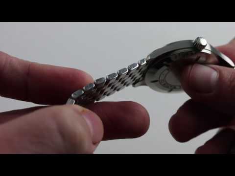 IWC Pilot's Watch Mark XVI Spitfire Luxury Watch Review