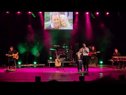 Jakub Smolík - Říkej mi táto (České Budějovice,11.1.2024)