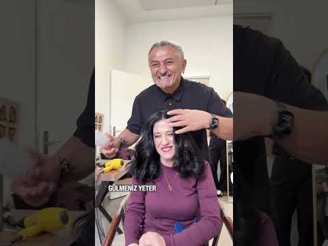 Moments of hope and solidarity in the Hatay earthquake zone. Sabit Akkaya, Hairstylist