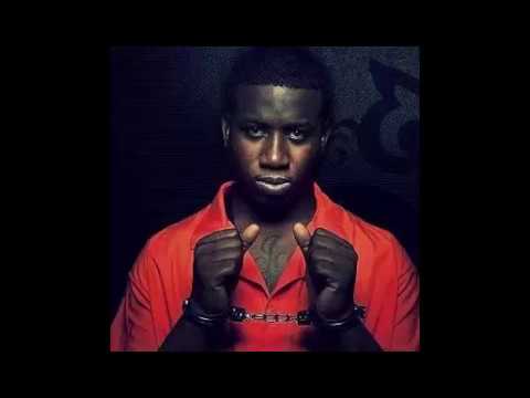 Da me nevinog optuže By:Velibor Janićijević