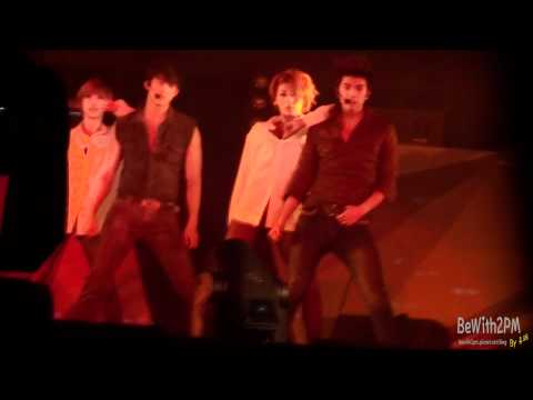 111007 2PM Hands Up Asia Tour Con  in Taipei - Back TO U Cut (Wooyoung foucs)