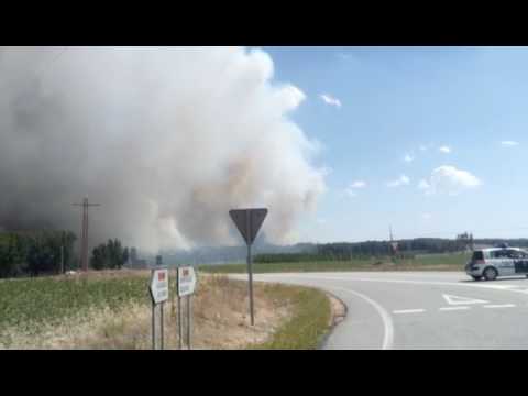 Sigue en Nivel 2 el incendio iniciado en Navalilla y extendido hacia San Miguel de Bernuy