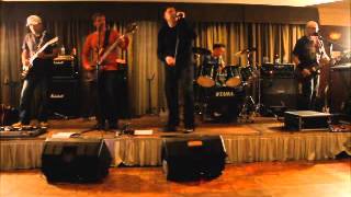 Colin James cover - Standing On The Edge.wmv