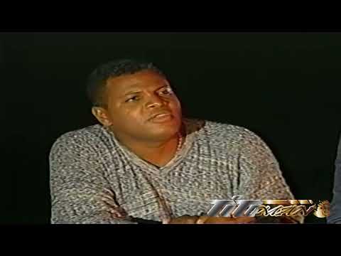 una hoja en blanco Esmeralda Orozco Omar Galés Q.E.P.D😭🙏