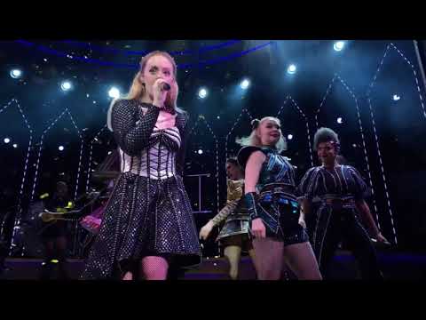 Lauren Byrne's Incredibleness in megasix's