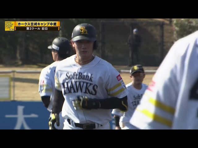 【春季キャンプ】ホークス・正木智也 LIVEBPで変化球を上手く捉えて三塁線を破るヒットを放つ!!  2025年2月11日 福岡ソフトバンクホークス