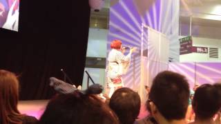 Yun*Chi on the Kawaii stage
