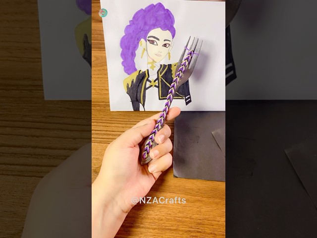 Vídeo relacionado con OptiPlay Pulsera Tejida Rumi, Pulseras de Anime Cinta Trenzada Rumi, Accesorios para Disfraces de Cosplay de Anime de Halloween Rumi, Regalos para Decoración de Fanáticos
