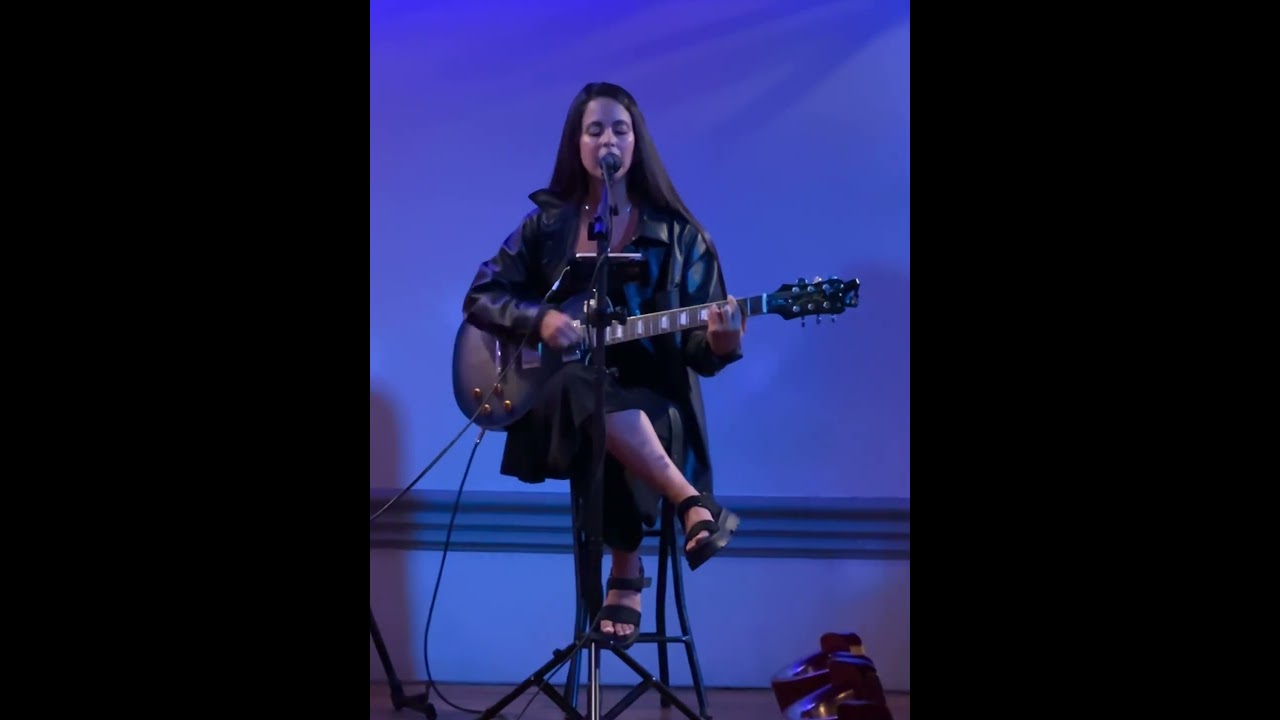 Promotional video thumbnail 1 for Pop Songs by Sofi Carrique