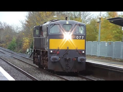 Irish Rail 071 Class Light Engine 077 - Monasterevin Station, Kildare