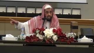 هل يجوز للرجل تغميض عين المرأة إذا ماتت ؟ image