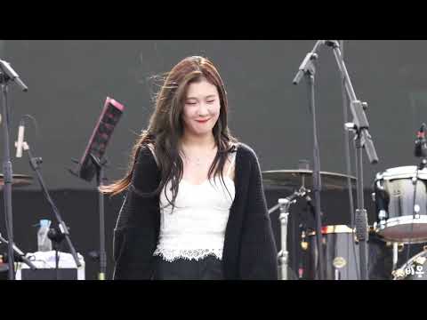 백예린𝐘𝐞𝐫𝐢𝐧 𝐁𝐚𝐞𝐤 - 𝐂𝐡𝐚𝐦𝐩𝐚𝐠𝐧𝐞 𝐒𝐮𝐩𝐞𝐫𝐧𝐨𝐯𝐚 𝐂𝐨𝐯𝐞𝐫 [렛츠락페스티벌]