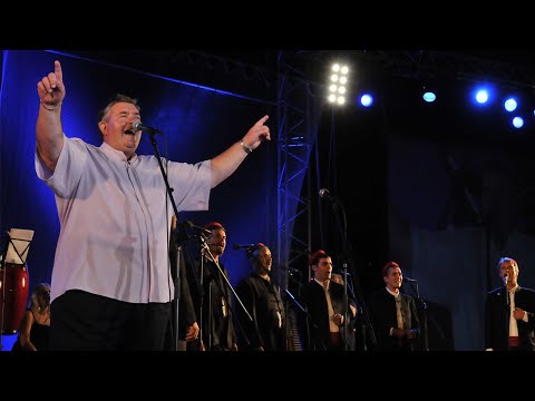 Mirno spavaj, ružo moja - Vinko Coce i klapa Tragos (Poljud 2008)