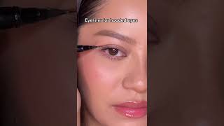 Download lagu Eyeliner trick for hooded eyes! mp3
