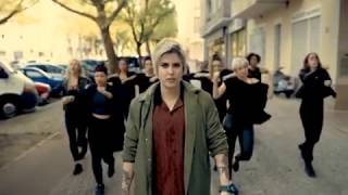 Melo Moreno - One More River / Descarga