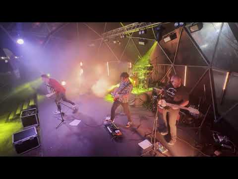 Grupa RETRO - Ne krivi me [Bihać Summer Fest Live]