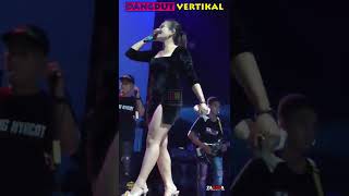 Download lagu One or two Aura Paramita Covers #verticalvideo mp3