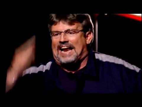 Mirko Lami operaio Lucchini Piombino umilia Grillo : No assistenzialismo - Servizio Pubblico Santoro