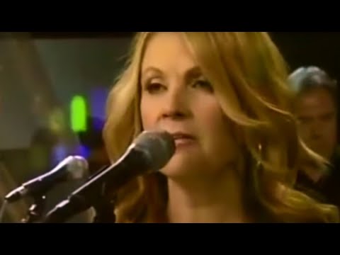 Patty Loveless — "You Don't Even Know Who I Am" — Live