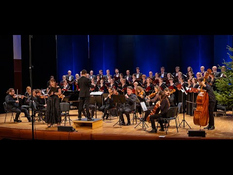 "Wśród nocnej ciszy" - aranż: Anna Rocławska - Musiałczyk / dyrygent: Błażej Połom