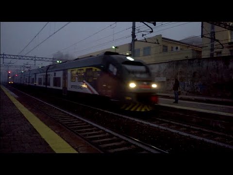 ETR425 025+ETR425 031 Trenord - Monza 09/12/2015