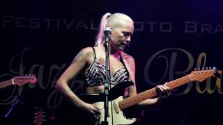 Nanda Moura -  WALKING BLUES (Robert Johnson) - Projeto NANDA MOURA BLUES - Música 9