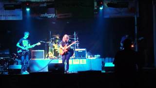 Video STONED WELL - Rising