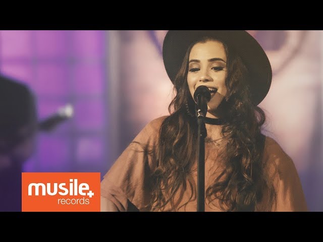 Download Deus Perfeito – Isadora Pompeo