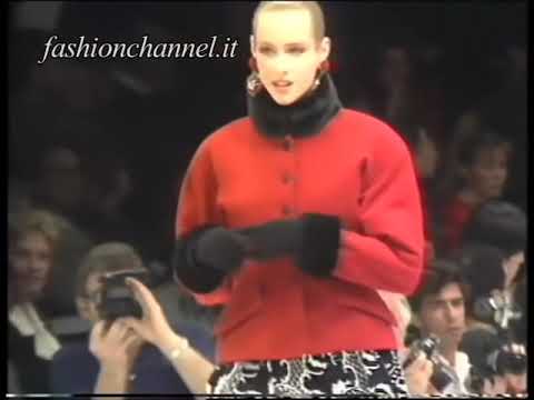 "Byblos" Autumn Winter 1988 1989 Milan 2 of 2 pret a porter woman by FashionChannel