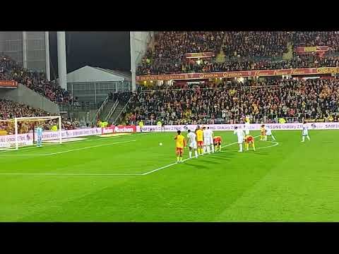 Lens Nantes 28 octobre 2023 , premier But de Floriannnnn Sotoca sur Penalty ❤️💛