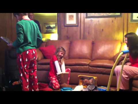 download lagu mp3 mp4 Grinch Better Have My Presents, download lagu Grinch Better Have My Presents gratis, unduh video klip Grinch Better Have My Presents
