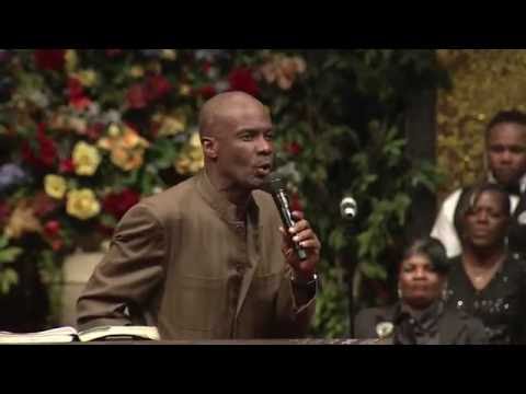 Bishop Noel Jones I'm Not Built To Break West Angeles COGIC HD!