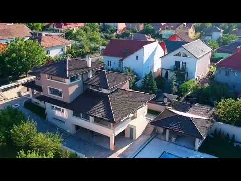 Casa de vanzare 10 camere  Andrei Muresanu