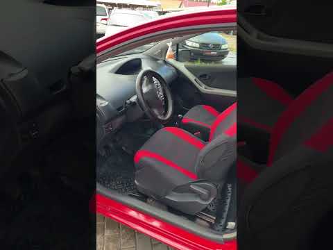 фото toyota yaris ii 0