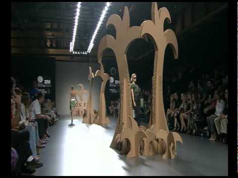 CIBELES | DESFILE ION FIZ - Edición 2011