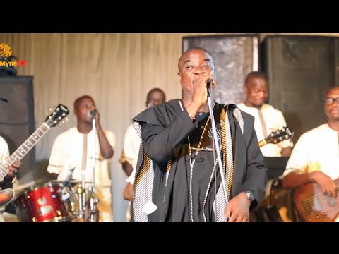 K1 DE ULTIMATE WOWS MC OLUOMO WITH FUNKY CLASSICAL TUNES