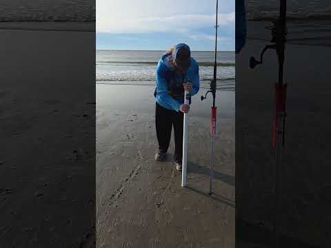 SURF FISHING TIPS: How to setup your rod holders without a mallet #beach  #easy #vacation #fun