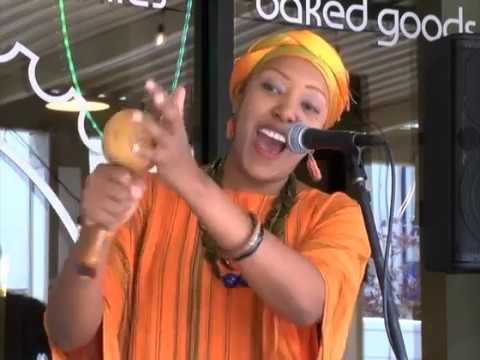 Myrna Loy Center - Betsayda Machado & La Parranda El Clavo