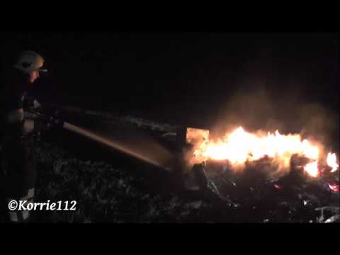 01-01-2014 Brandweer Anjum blust klein vreugdevuurtje Humaldawei - N358 Ee