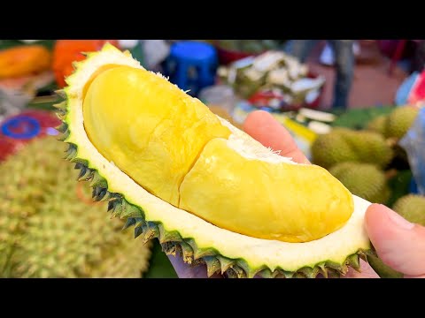 The world's smelliest fruit! Durian fruit cutting skills