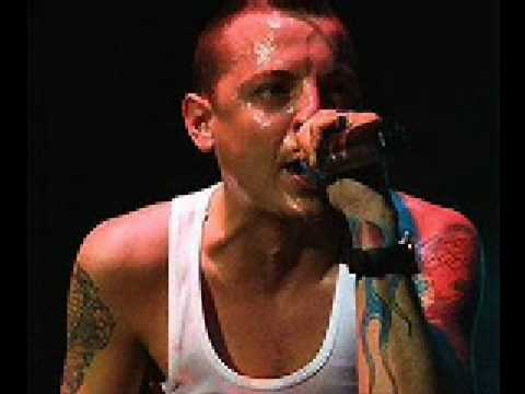 Chester Bennington feat. Hydroponikz - Hardly Breathe