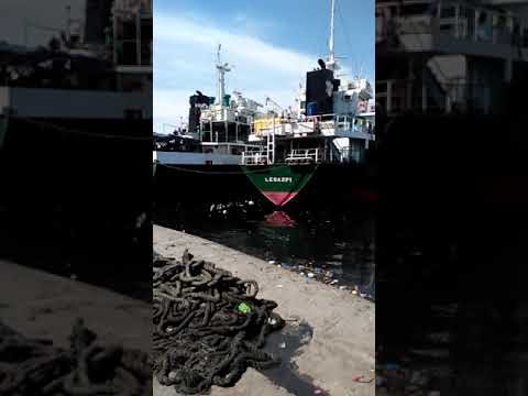 PIER 18 VITAS TONDO MANILA ONE OF THE DIRTIEST PORT HERE IN THE PHILIPPINES.