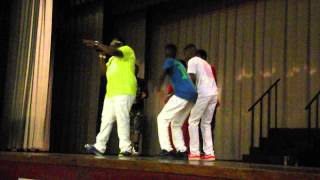 preview picture of video 'Greenwood High School- Talent Show (Who's Who); Part 1'